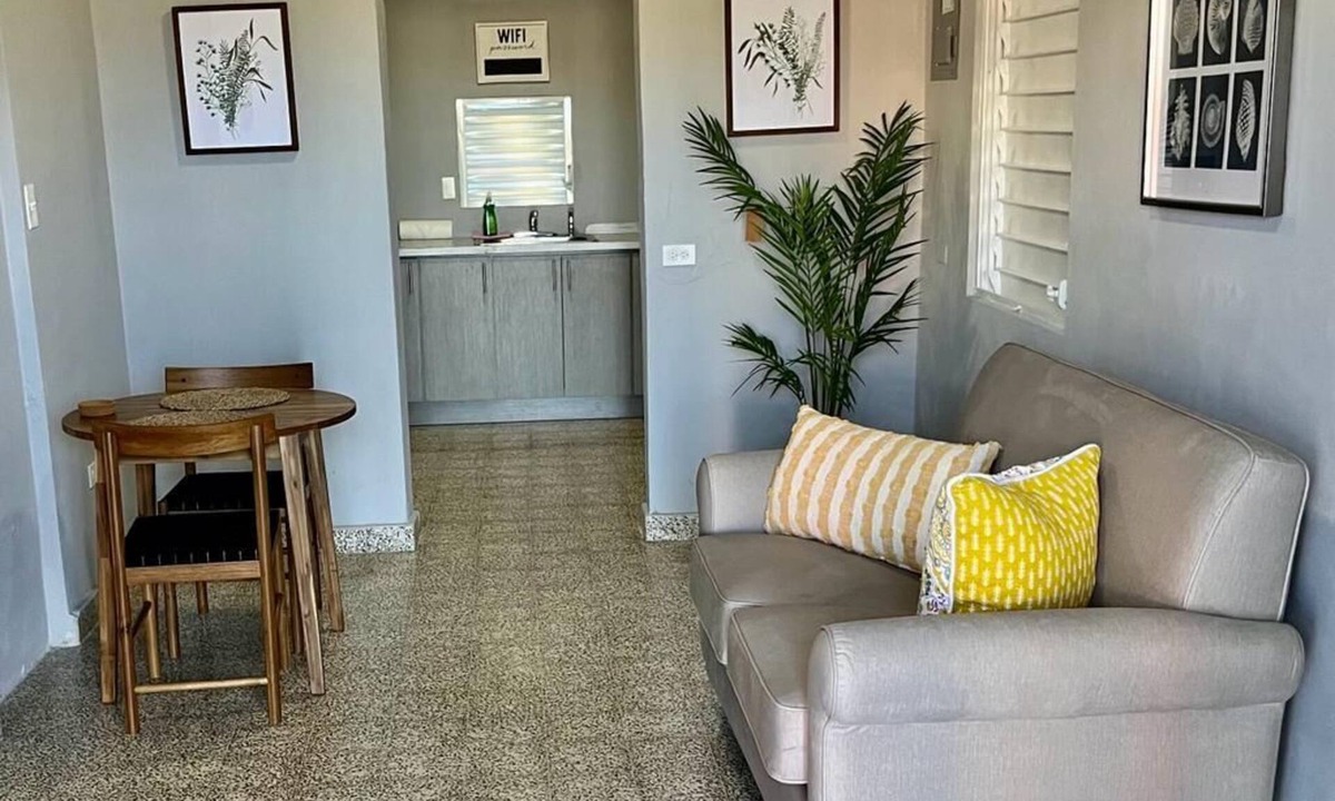Machos House | 5 Minutes to beaches and 10 minutes to Vieques & Culebra Island ferry & Airport.