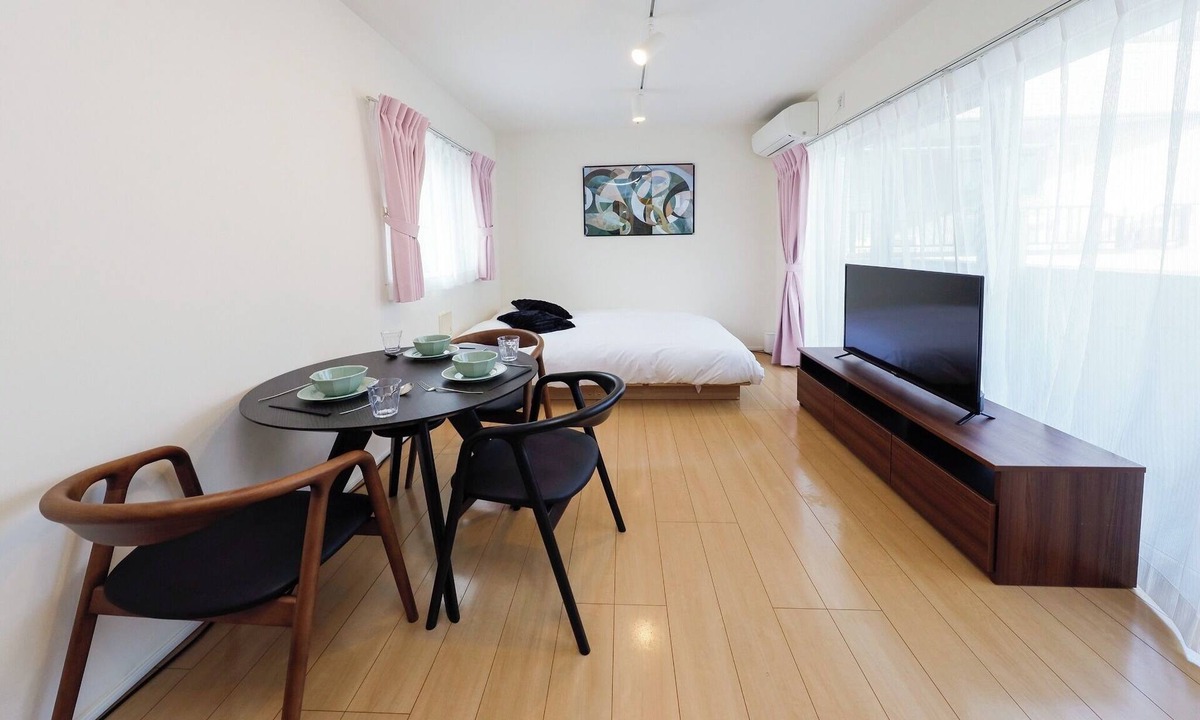 Shirokane Apartment | Accommodates 3 people6 minutes from Shirokane Takanawa StationExcellent access to major stationsW/Minato-ku Tokyo