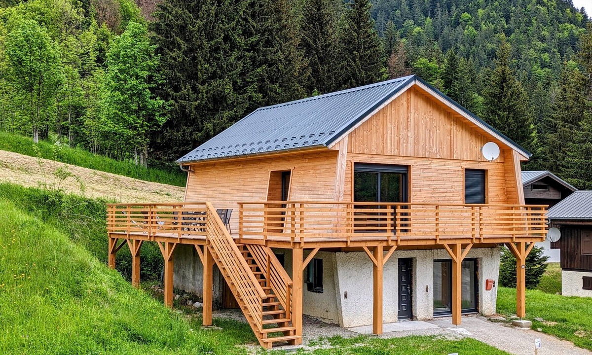 Saint-Pierre-d'Entremont Apartment | Apartment 'Le Lys Martagon' with Mountain View, Private Terrace and Wi-Fi