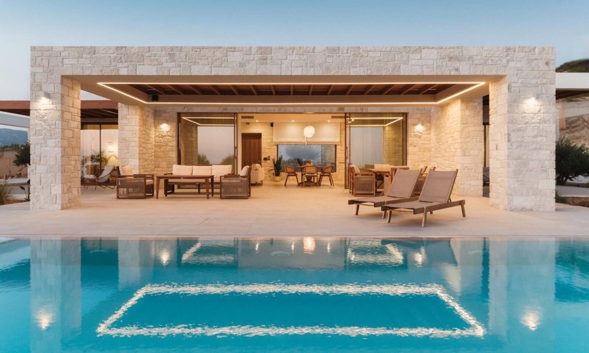 Ierapetra Villa | Beachfront Brand New Villa