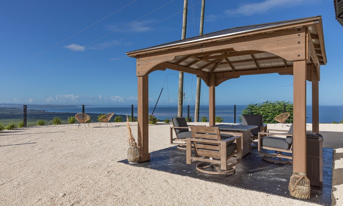 Pinales RV Rental | BOHO by THE VIEW LUXE - Glamping - Adults Only