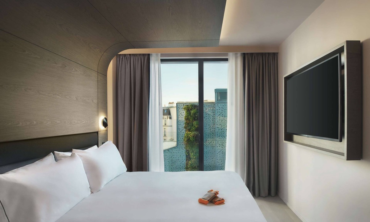 Porte-Dauphine Hotel | Canopy by Hilton Paris Eiffel Tower