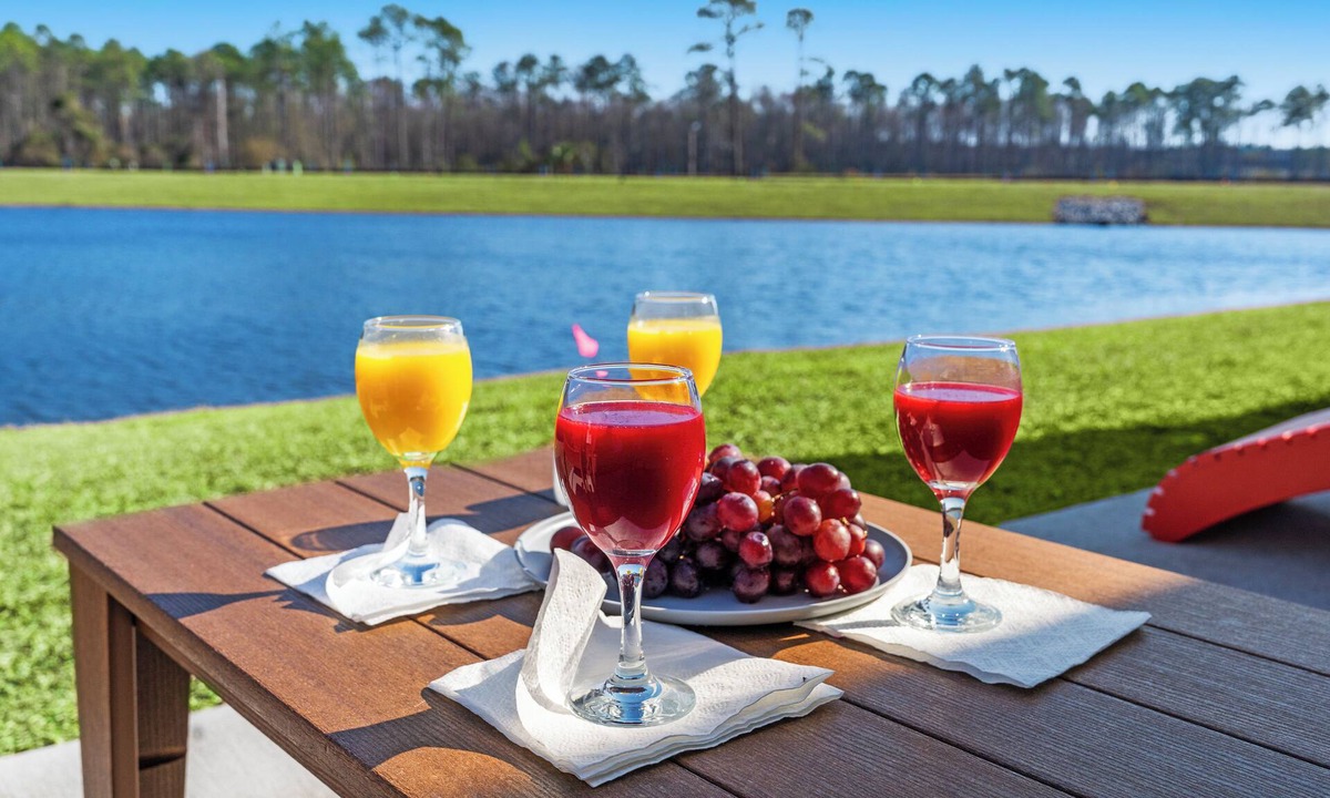 Carolina Forest House | Central location Modern Lakefront 2 king-Suite 3 Bedroom 3 Full Bathroom