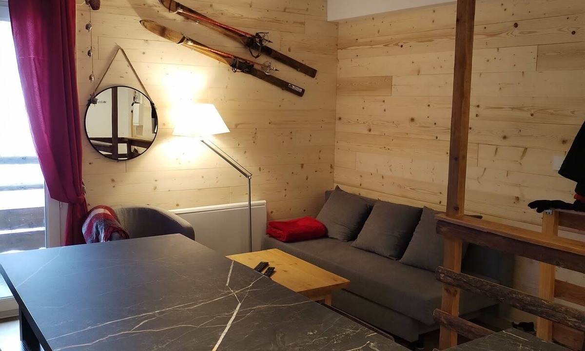 Enchastrayes Condo | Charming duplex in Super Sauze