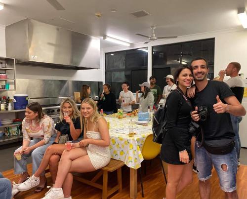East Perth Hostel | Downtown Backpackers Hostel Perth - note - Valid Passport required for check in