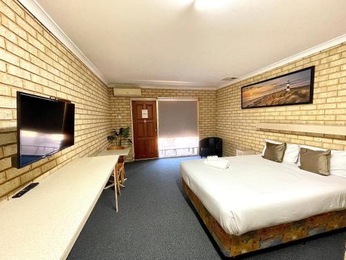 Waroona Hotel | Drakesbrook Hotel