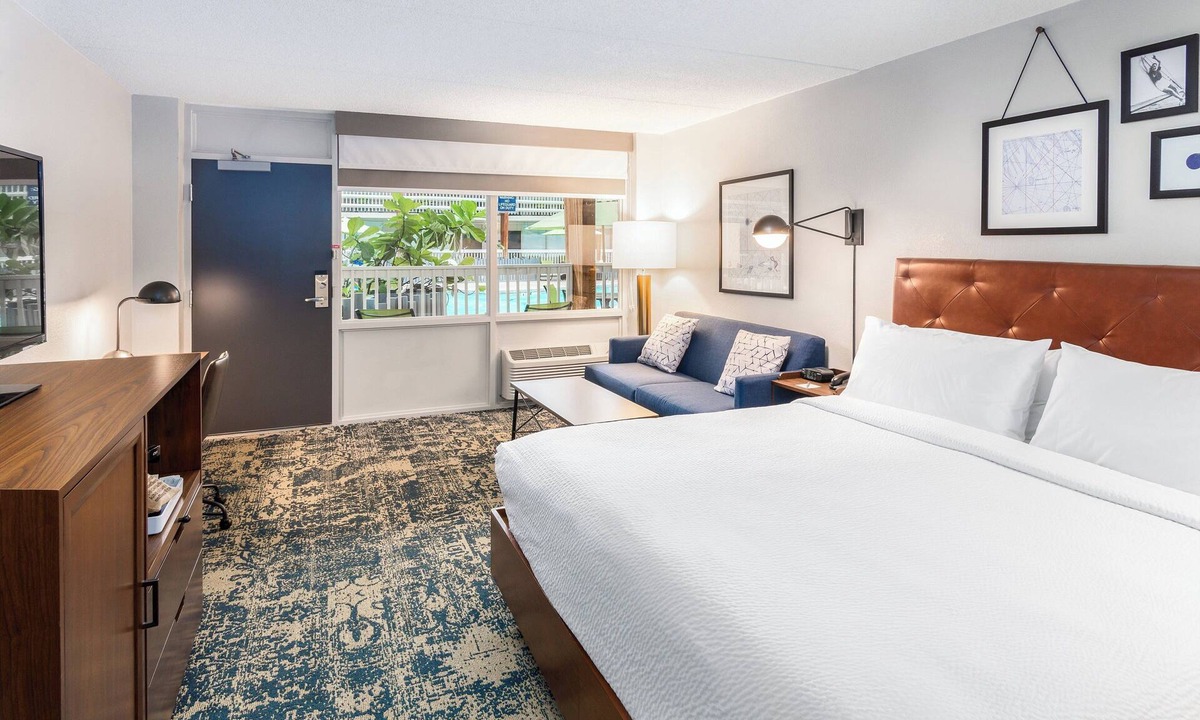 Eastham Hotel | Four Points by Sheraton Eastham Cape Cod