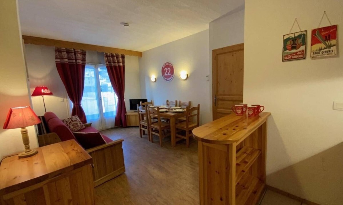 Saint-Gervais-les-Bains Apartment | Ground floor, swimming pool, terrace, tv, ski locker, 38m², Saint Gervais