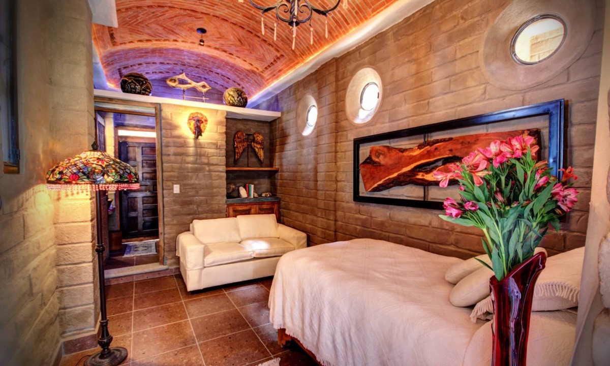 Atascadero Hotel | Hotel Casa Angelitos