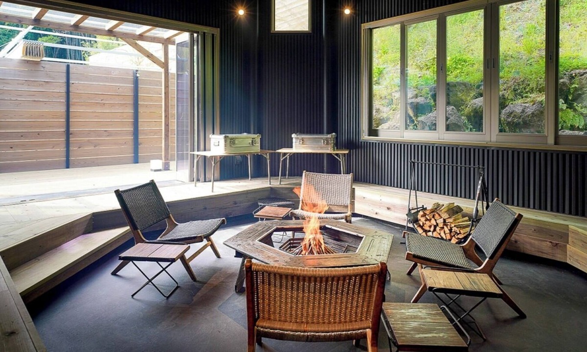 Miyakami RV Rental | Inner Fire Pit Suite Dinner and breakfast includ/Ashigarashimo District Kanagawa