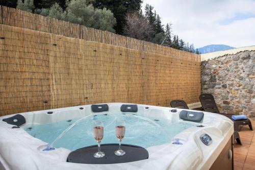 Theriso House | Jacuzzi Villa Nena