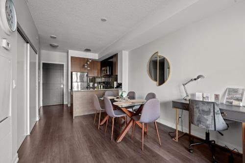Yonge-Eglinton Apartment | Modern 1Bd & Den Condo with Balcony Lillian St