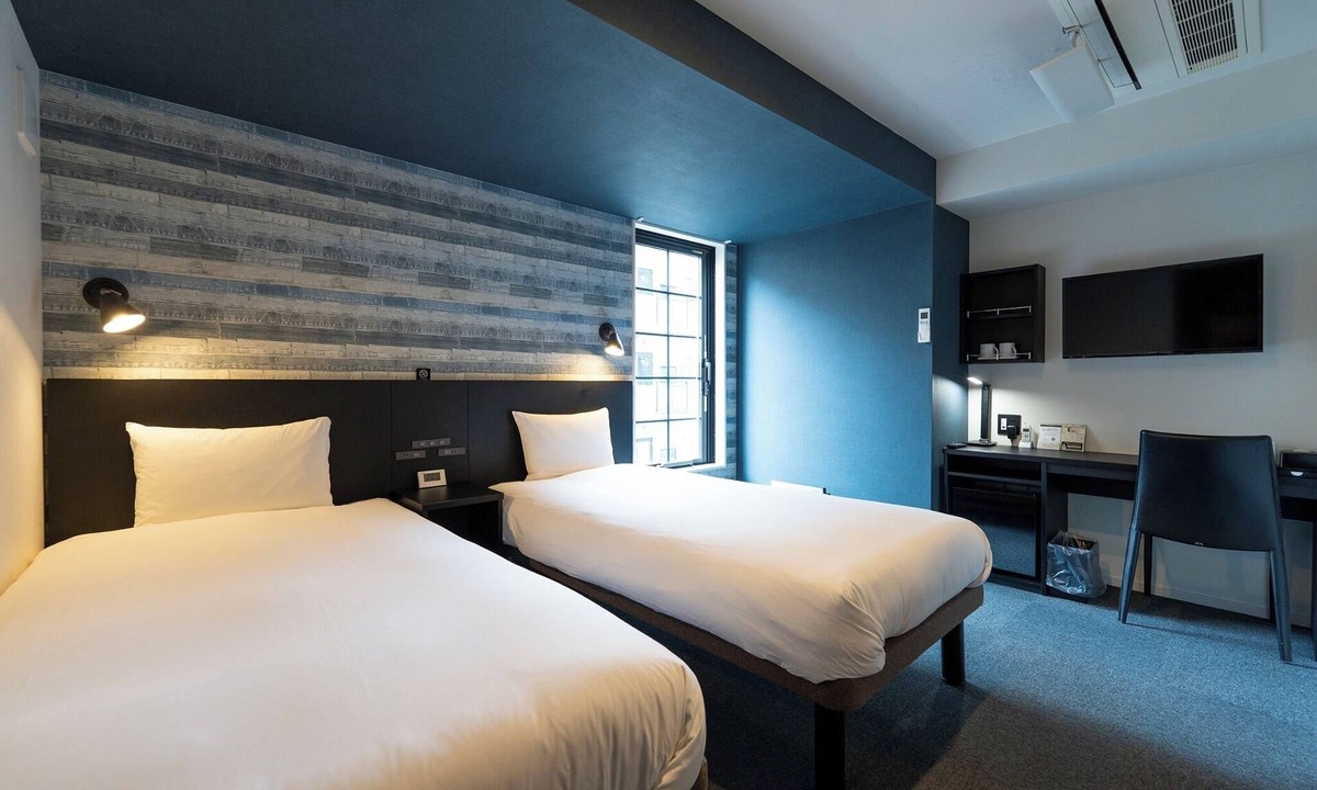 Sumida Hotel | Nonsmoking Twin Room Free breakfast bread service included/Sumida-ku Tokyo