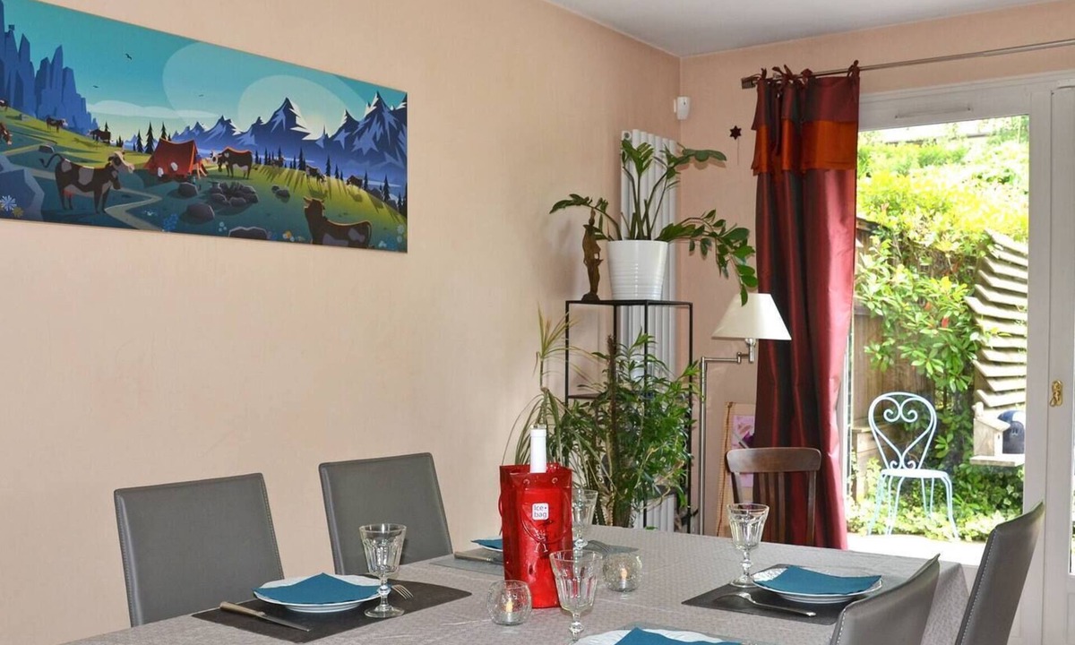 Annecy-le-Vieux Cottage | Quiet cottage with private pool 5 minutes from the lake by car