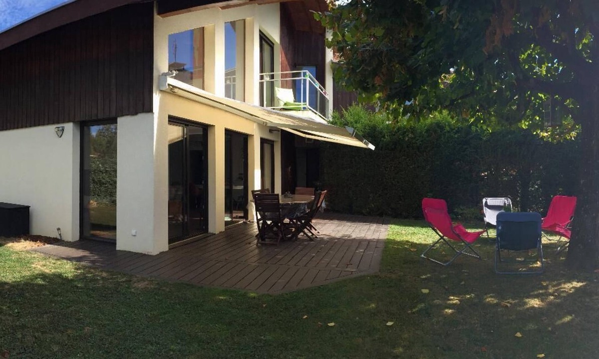 Annecy-le-Vieux House | Quiet, light-filled house in Annecy - Direct access to ski resorts in 30'.