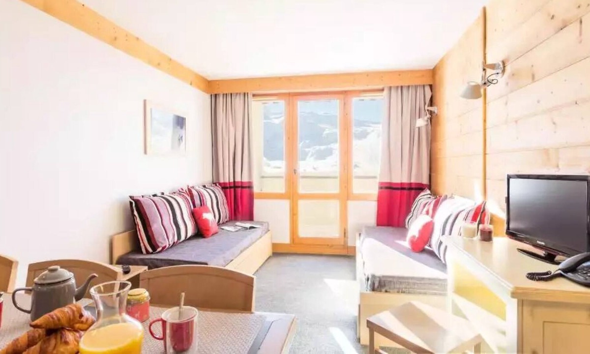 Belle Plagne Apartment | Résidence Pierre & Vacances Les Néréides**** - Apartment for 7 people - 2 bedrooms - Mountain view - South exposure