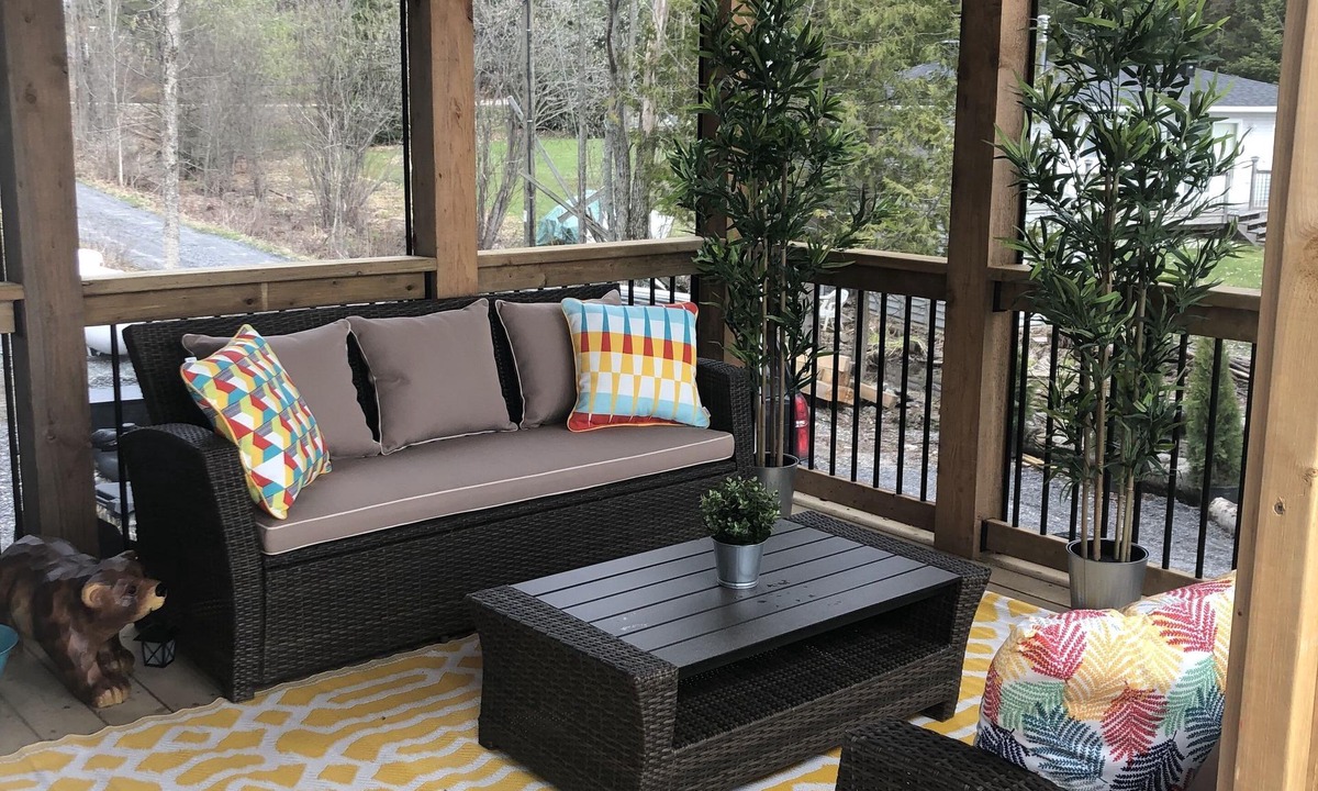 Muskoka Lakes Cottage | Sandy beach cottage in Muskoka - great for families!