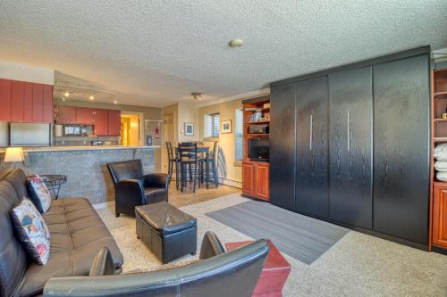 Wildernest Apartment | Silver Queen 7300
