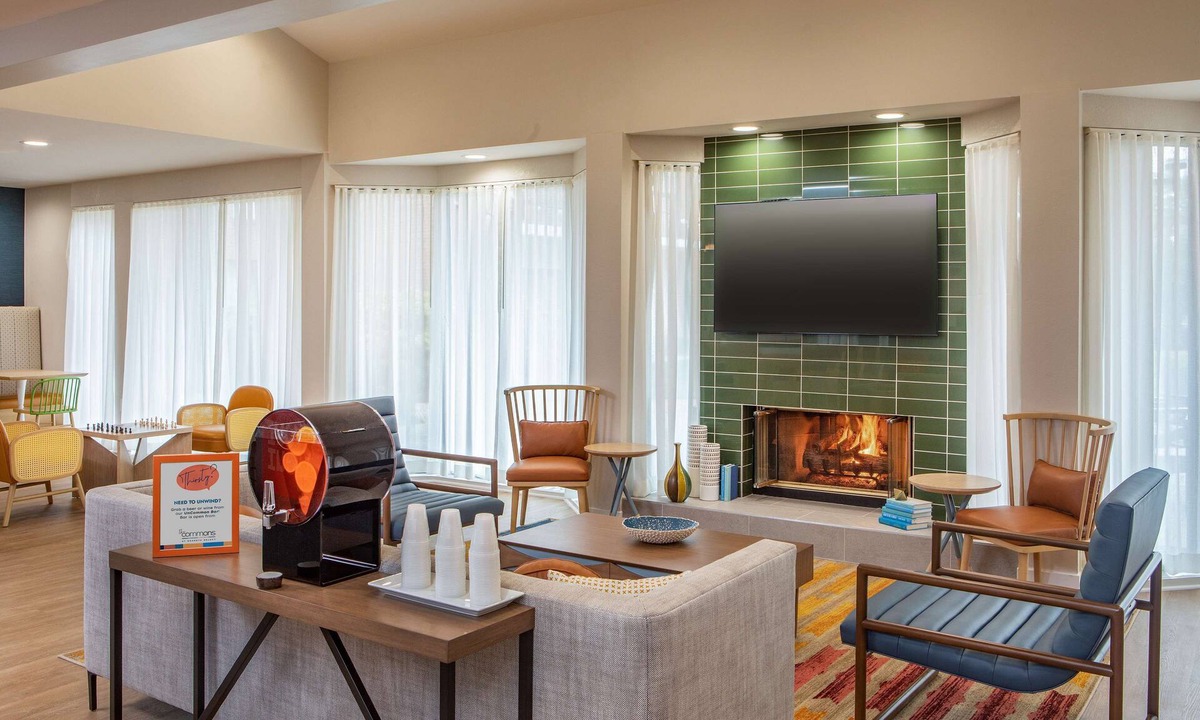 Foxboro Hotel | Sonesta Select Boston Foxborough Mansfield