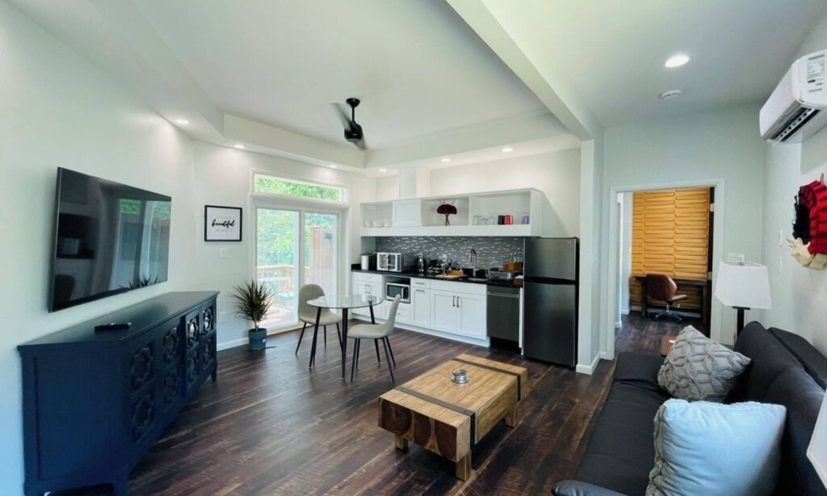 Charlottesville Apartment | SONSAK - MONTICELLO