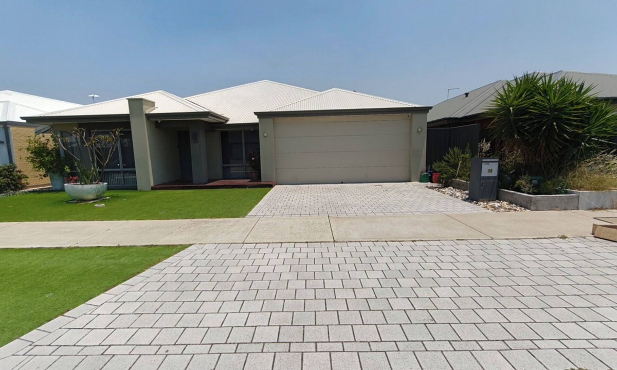 Piara Waters House | Spacious and Comfortable Family Stay