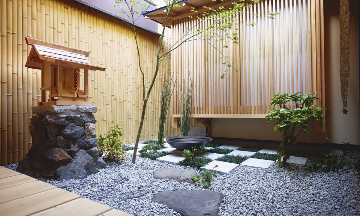 Nakagyo Ward House | Spacious Home in front of Nijojo | Garden | 3 Bedrooms | Family & Group Friendly