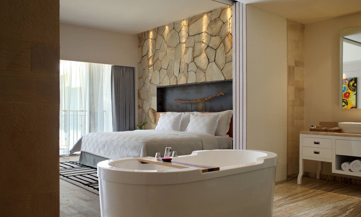 Legian Hotel | Spacious Modern Suite with Free Minibar Items (T Sand Suite30)