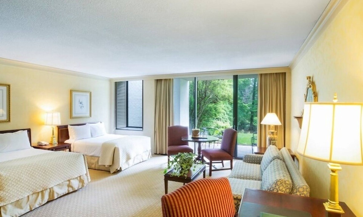 Williamsburg Hotel | Spacious Two-Queen Room w/Balcony | Peaceful Surroundings