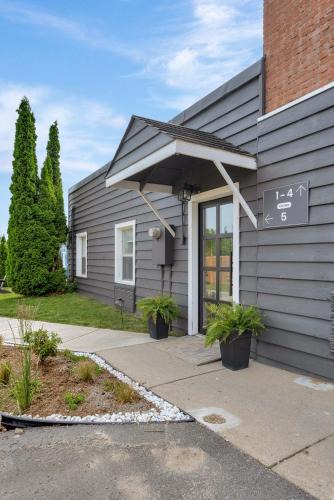 Bloomfield Hotel | The Bloomfield Inn