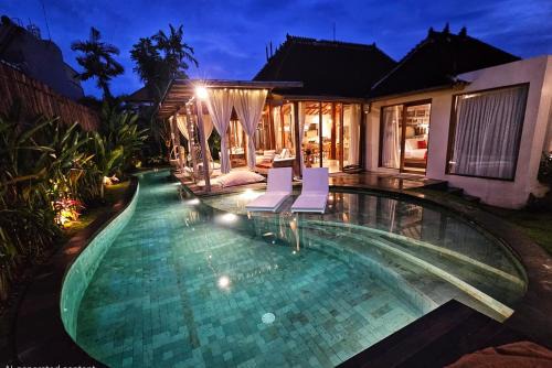 Kemenuh Villa | Villa DiYara Ubud - 6000 Sq Ft Private New Villa - Big pool and Spacious garden
