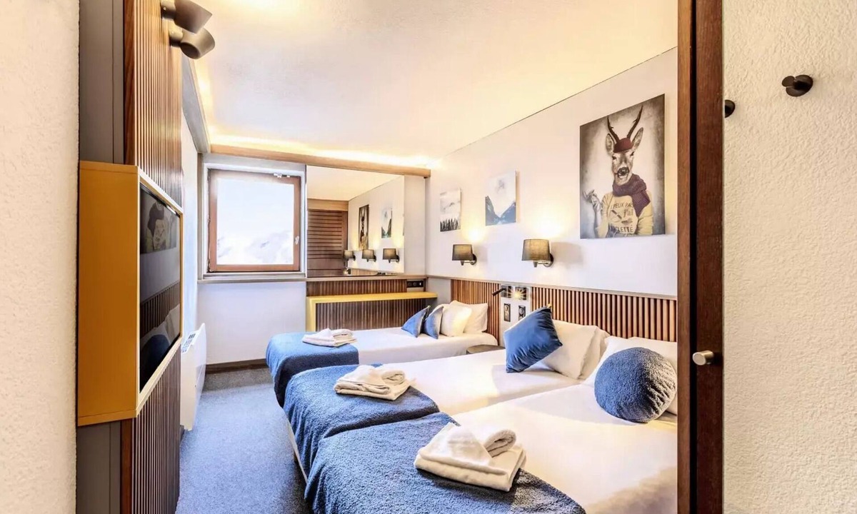 Arc-2000 Hotel | Village Club MMV Altitude* - Room 3 People - full board