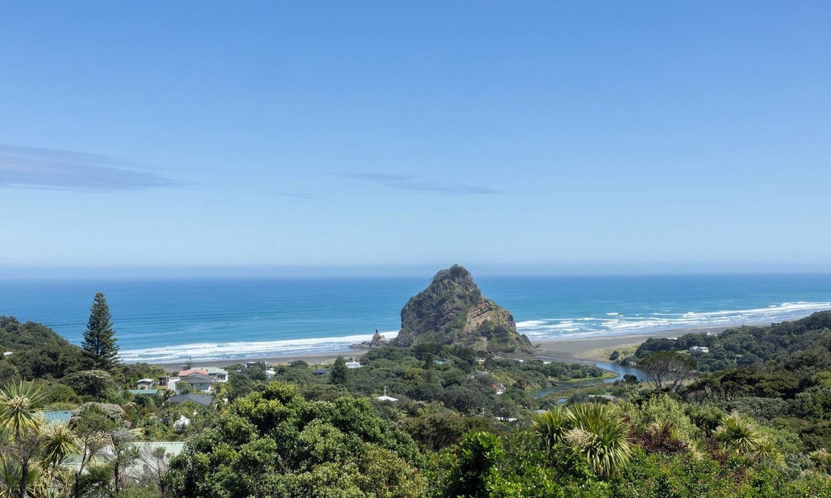 New Lynn House | WHEN VIEWS MATTER