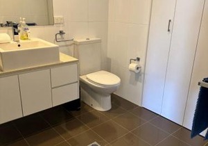 Braddon 1BD - Walk to Tram - Gym - Free Parking