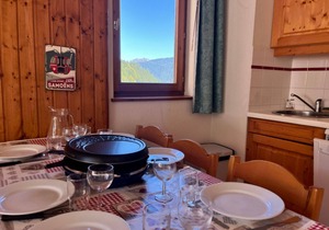 Bright apartment at the foot of the slopes with direct access to Grand Massif