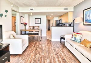 Direct Oceanfront 2BR/Stunning View/Newly Reno/Central Loc/Balconies/Wifi/Pools⛱