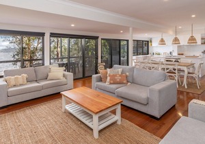 Ripples on Smiths Absolute waterfront property with stunning lake views.