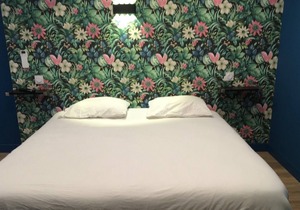 Studio-Basic-Ensuite with Bath-City View-Duplex - Studio 11 in Nice