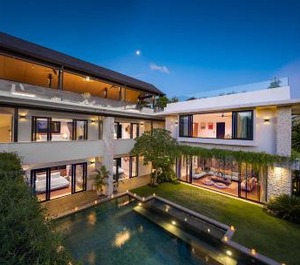 Pantai Indah Villas 