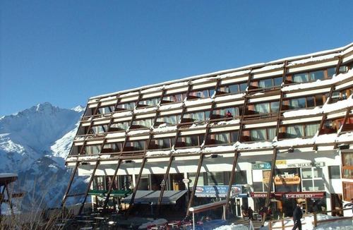 Arc-1600 Apartment | 100m from resort center, 6th floor, balcony, tv, 33m², Les Arcs