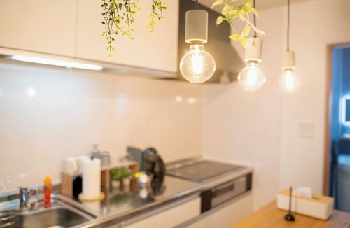 Jyoto Cho House | 3 minute walk from the station/Free parking & free bicycle rental/Projector & latest washer/dryer/Long-term stay ok/Private party 【 Blue Nest Takamatsu
