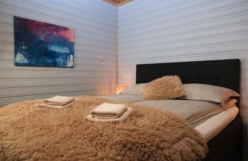 Kvaloya House | 3ART Retreat - For Nature & Art Lovers