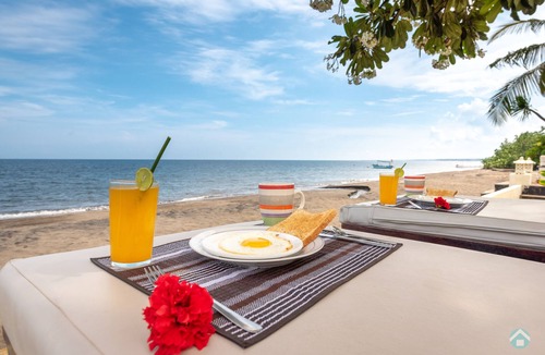 Dencarik Villa | 5 Lovina Beach Villa 20p, for big Groups! Yoga and Meditation!