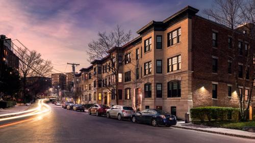 Griggs Park Apartment | A Stylish Stay w/a Queen Bed, Heated Floors. #11