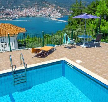 Skopelos Town Hotel | Aegeon Hotel