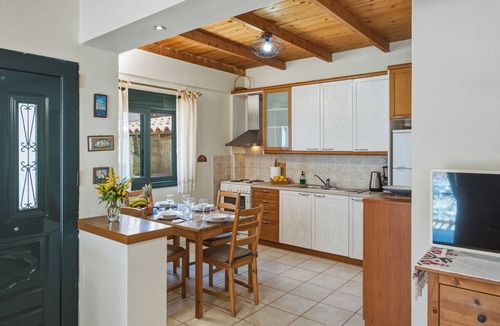 Archanes-Asterousia House | Aeriko Villa with Private pool - Where mountains meet the sea