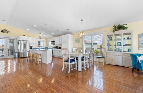Holden Beach House | "Always Chillin'" Dune home with private hot tub , 5 bedrooms 4 bathrooms