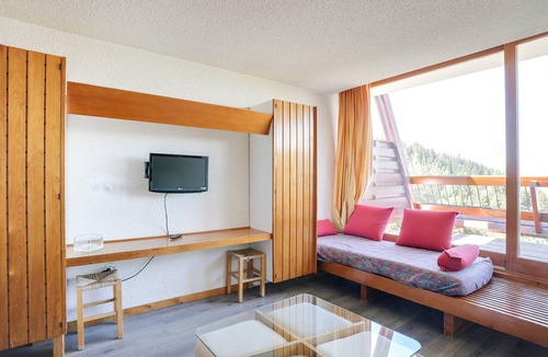 Arc-1600 Apartment | Apartment in Arc 1600 with balcony, sleeps 6, TV and Wifi included