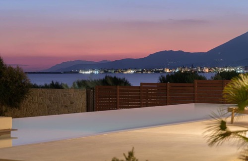 Ierapetra Villa | Beachfront Brand New Villa