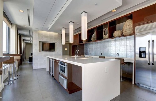 Aurora Highlands Apartment | Beautiful 2BR in Crystal City | Kitchen + Laundry