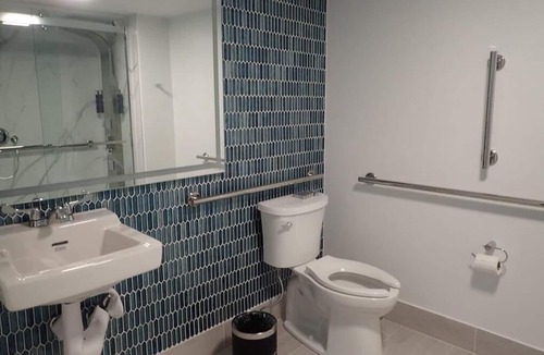 West Springfield Hotel | Blue A Modern Hotel, an Ascend Collection Hotel